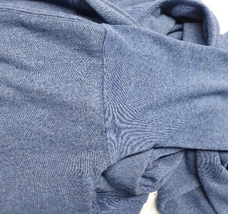 Xử Lý Khác Màu Tay áo Với Thân - Xử Lý Vải B & L - Công Ty TNHH Sản Xuất Thương Mại B & L